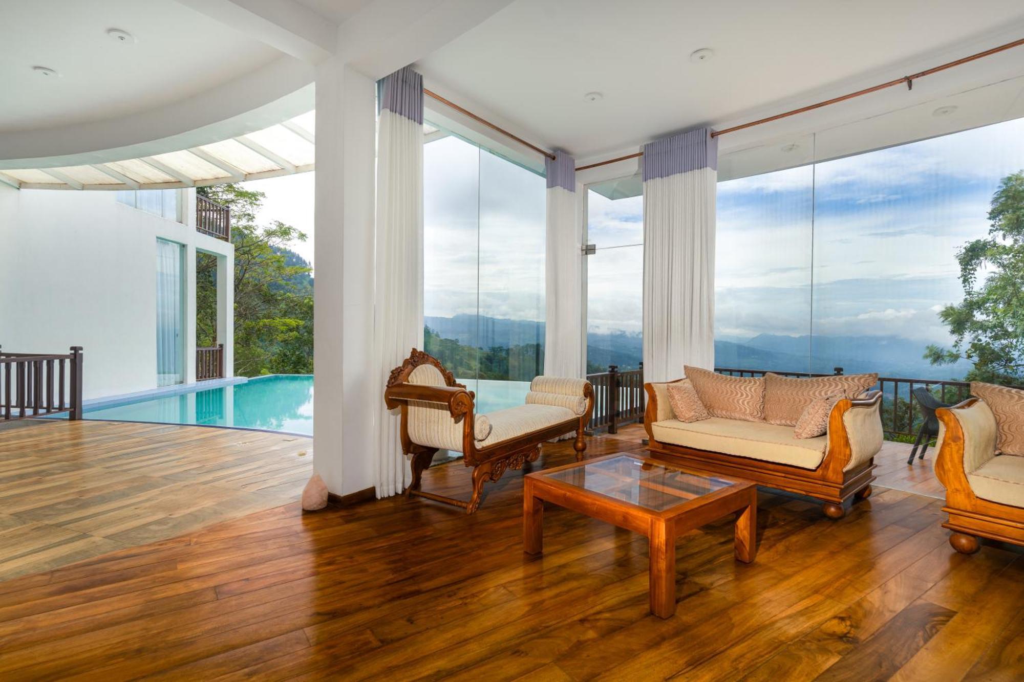 Villa Vajrapani Канди Екстериор снимка