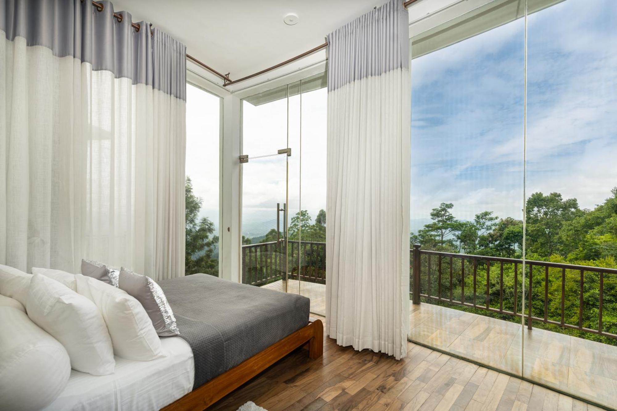 Villa Vajrapani Канди Екстериор снимка