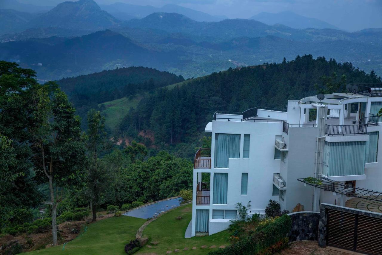 Villa Vajrapani Канди Екстериор снимка